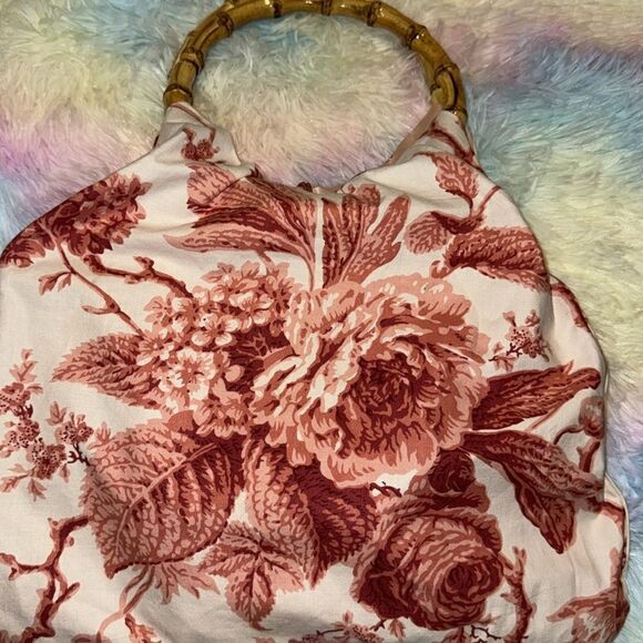 Dobie designs floral print canvass   bamboo handle  bag - Picture 8 of 9